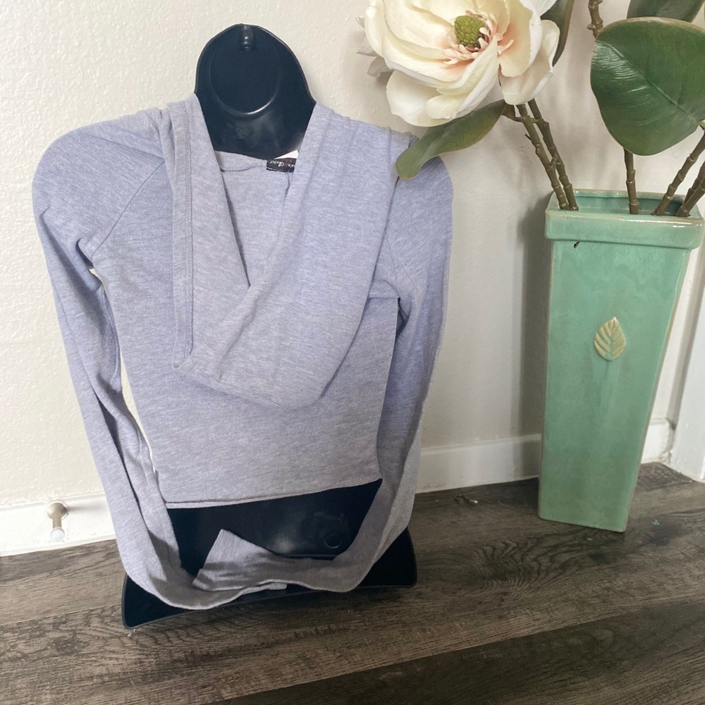 Hooded Grey Top - Picture 2 of 2